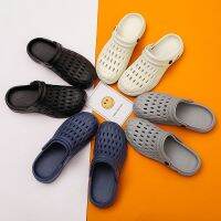 Readystock New Men Fashion Hollow Breathable Sandals Beach Couple Shoes