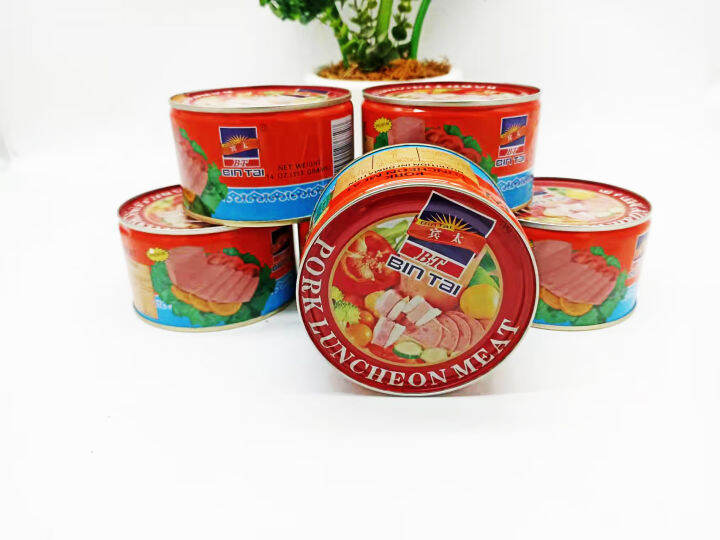 Buy 1 take 1 Pork Luncheon Meat Bin Tai 397g / curry chicken 56g