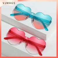 VJMHGS ผู้ใหญ่และผู้ใหญ่ สีลูกอมสี สีสันสดใส ที่บังแดด แว่นกันแดดสำหรับงานเลี้ยง แว่นตากันแดดรูปหัวใจ แว่นตารูปหัวใจ