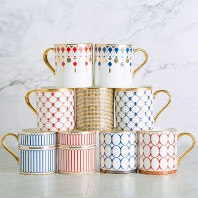 【High-end cups】350Ml ใหม่สไตล์อังกฤษหรูหรา Gold Stripes BoneCouple แก้วกาแฟชายามบ่ายถ้วยเครื่องดื่มพร้อมกล่องของขวัญ