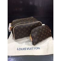 ถุงหูหิ้ว Lv King Toiletry