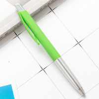 [In stock] ปากกาลูกลื่นสีดำกดพลาสติก สร้างสรรค์ใหม่สเปรย์เงินปากกาลูกลื่นเติมสีดำ 0.7 ปากกาเน้นข้อความ