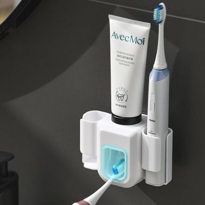 ติดผนังอัตโนมัติห้องน้ำฝักบัวที่เก็บแปรงสีฟันยาสีฟันที่บีบยาสีฟันสำหรับครอบครัว