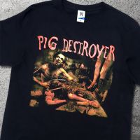 ∈ เสื้อยืด พิมพ์ลาย Pig DESTROYER PRAWLER IN THE YARD