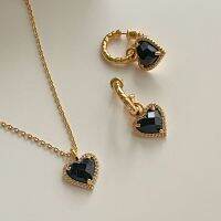 LAC.COLLECTION - Heart of Coal Earrings &amp; Necklace  ต่างหูหัวใจสีดำ สร้อยคอหัวใจสีดำ?