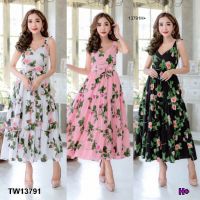 [ส่งไว!] M13791  Maxi Dress แม็กซี่เดรสแขนกุด คอวี เอวสม็อคหลัง ข้างเอวมีสายผูก เนื้อผ้าไหมอิตาลี่ พิมพ์ลายดอกกุหลาบ พร้อมส่ง