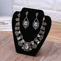 Jewelry Necklace Bust Display Stand Velvet Necklace Earring Display Rack Mannequin Jewelry Holder for Show Jewelry Black