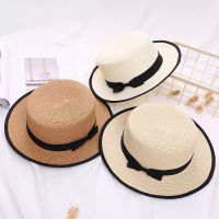 Hats Shop9 หมวกสานปีกกลาง ทรงเค้กขอบดำแต่งโบว์ หมวกแฟชั่นหญิง สินค้าพร้อมส่ง A007