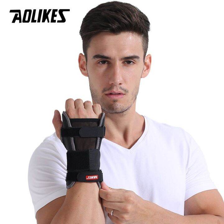 สายรัดข้อมือ-เฝือกข้อมือ-1ข้าง-ใช้งานได้ทั้งซ้ายและขวา-adjustable-hand-brace-sport-wristband-safe-ผ้ารัดข้อมือ-ผ้าพันข้อมือ-คลายกล้ามเนื้อ-office-syndrome