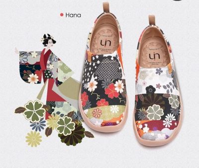 UIN fashion retro Japanese style womens shoes sports art casual canvas sneakers travel shoes HANA Art Painted Women Slip-on Loafers