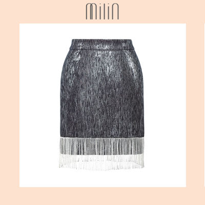 [MILIN] Heroine Crystal fringes hem detail Glitter woven High waisted mini skirt / กระโปรงสั้นเอวสูงผ้าทอผสมกลิตเตอร์แต่งชายเส้นเพชรรอบ สีดำ / สีขาว