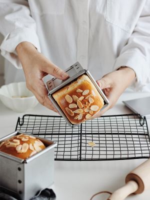 กล่องขนมปังปิ้งแบบย้อนยุคแม่พิมพ์อบขนมเหล็กอลูมิเนียมขนาดเล็กพร้อมฝาปิดเบ้าอบขนมปังแม่พิมพ์อบขนม S อุปกรณ์ขนมอบและเบเกอรี่ดรอปชิป