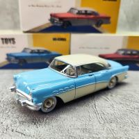 1:43หล่อขึ้นรูป4ประตู Hardtop แบบอเมริกันคลาสสิก1956โมเดลการตกแต่งแบบคงที่คอลเลกชันสำหรับผู้ใหญ่