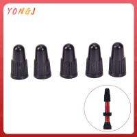 YONGJ 100PCS สีดำสีดำ ฝาครอบวาล์วยางรถจักรยาน พลาสติกทำจากพลาสติก วาล์วฝรั่งเศส presta หมวกกันฝุ่น อุปกรณ์เสริมสำหรับขับขี่ วาล์วยางล้อ จักรยานเสือภูเขา