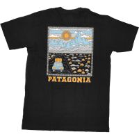 2023 Newpatagonia ผ้าฝ้ายเสื้อยืดคอกลมแขนสั้นแฟชั่นภูเขา Pantagonia ประชุมสุดยอดถนน Unise S-5XL