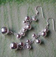 Earrings beautiful Thai dangle ball sterling silver ลูกกลมกลมห้อยสวยงาม ห้อยตำหูเงินขาวสเตอรลิงซิลเวอรใช้สวยของฝากที่มีคุณค่า ฺชาวต่างชาติชอบมาก