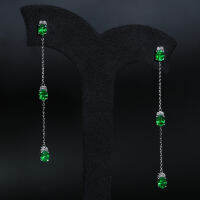 Tsavorite Diamond Earring ต่างหูเพชรซาโวไรท์ โกเมนแท้สีเขียวสด เนื้อสะอาดมาก ประดับเพชรแท้น้ำ95-96 ตัวเรือนเป็นทองขาว18k