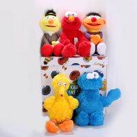 โมเดลความร่วมมือร่วมของ Chaopin Uniqlo XX Sesame Street Plush Toy Doll รายการหาง