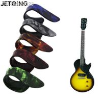 ♦ 2 Pcs Celluloid Finger Thumb Guitar Picks Playing Guitar Plectrums Guitar Accessories Colors Random