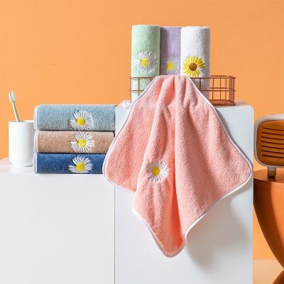 1Pc 34x34cm Soft Coral Fleece Chrysanthemum Flower Embroidery Square Wash Baby Face Towel Absorbent
