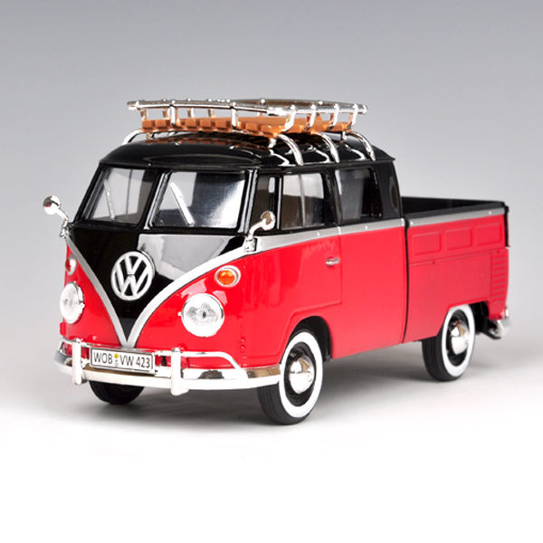 โมเดลรถคลาสสิค-motor-max-no-79552-volkswagen-type2-t1-double-cab-pickup-สีแดงดำ-scale-1-24-โมเดลรถเหล็ก-จำลองเหมือนจริง-ผลิตจากโลหะผสม