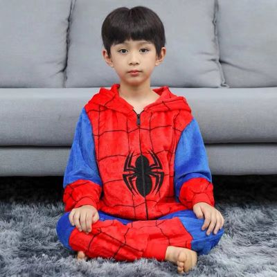 เด็ก Spider-Man ชุดนอนชิ้นเดียวฤดูใบไม้ร่วงและฤดูหนาวเด็กชายและเด็กหญิงตัวเล็ก ๆ สักหลาดแขนยาวการ์ตูนขนแกะปะการังชุดพ่อแ