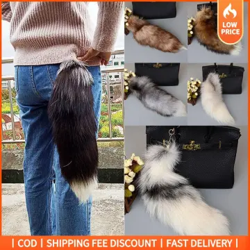 Fox tail keychain hot sale louis vuitton