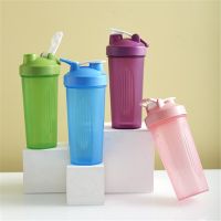 New Product 600Ml Portable Protein Powder Shaker Bottle Leak Proof Water Bottle For Gym Fitness Training Sport Shaker Mixing Cup With Scale