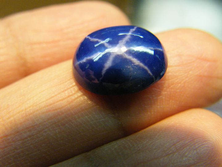 blue-sapphire-star-round-6-00-mm-blue-sapphire-color-round-shape-1-pieces