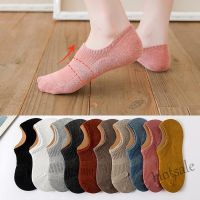 【hot sale】☄✴ D19 Cotton Ladys Boat Socks Thin Women Solid Color Low-top Socks Black White Gray Shallow Mouth Invisible Non-slip Slipper Socks