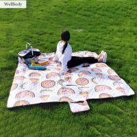 200 x 200CM Outdoor Foldable Waterproof Picnic Mat Fashion Pad Breathable Soft Portable Camping Travel Beach Blanket Sleeping Pads