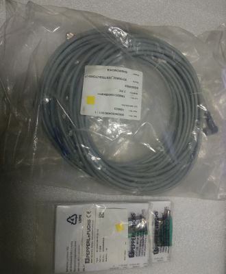 NEW    Pepperl   ML100-8-H-350-RT/95/102   Fuchs Diffuse Photoelectric Sensor   ,  V31-WM-5M-PVC  Cable, 4 Core, 5m    (เหลือจากงาน ซองไม่สวย)