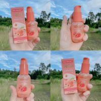 ? 1 แถม 1 ไพรเมอร์ KISS BEAUTY SWEET PEACH PRIMER HIGHLIGHT &amp; SMOOTH NO.68 หน้าใส เงาวิ้ง ขนาดพกพา น่ารัก [สินค้ามาใหม่]