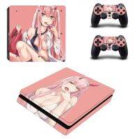 [Enjoy the small store] อนิเมะสาวน่ารักศูนย์สอง PS4สติ๊กเกอร์เคสหุ้มปกป้องผิวรูปลอกที่บางสำหรับคอนโซลแอมป์; สติกเกอร์ไวนิลควบคุม