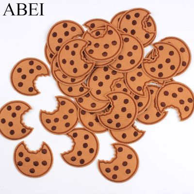 【YF】✷  10pcs/lot Iron-on Biscuit Patches Cartoon cake stickers pacthwork sewing crafts Jean Coat Sweater Decoration