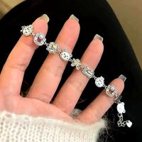 Korean version of niche personality design cartoon character bracelet female ins style fashion temperament all-match light luxury high-end trendy 〖WYUE〗