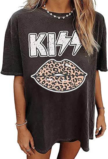 Plus Size Casual T-shirt, Women's Plus Leopard Lip Print Short