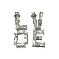 77TH-Love Earrings Silver ต่างหูห้อยตัวอักษร LOVE สีเงิน