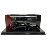 1:64 TOYOTA CHR SUV รถโลหะผสมโลหะโมเดลยานพาหนะสำหรับเก็บของเพื่อนของขวัญเด็ก