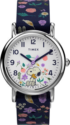 Timex Womens Watch Peanuts Weekender Casual Ladies Wristwatch - Featuring Snoopy and Woodstock in a Floral Motif, Silver-Tone Case with Blue Fabric Strap (31mm)