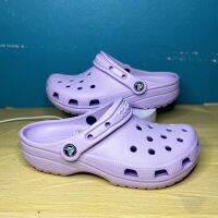 รองเท้าแตะ Crocs Lite Ride ผลิตจากยางอย่างดีนิ่มเบาไม่ลื่นใส่สะอาดเท้า 2023