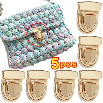 Emmaline Bags: Sewing Patterns and Purse Supplies: 4 Bag Clasp Tutorials::  Learn how to add a purse lock or snap to your purse, tote or handbag.