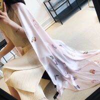 chomstudio ผ้พันคอ ผ้าคลุมไหล่ silk satin ไหม นุ่มลื่น ายผีเสื้อ สวยหรู