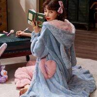 Rabbit pajamas, blue and pink.กระต่ายสีชมพูชุดนอนกระต่ายฟ้าชมพู ชุดนอนน่ารัก ชุดนอนกำมะหยี่อาร์กติกตัวยาวสีหวาน ชุดนอนกระต่าย สีฟ้า และสีชมพู.