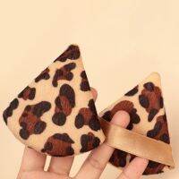 【FCL】♗  1PC Puff Pizza Flours Face Makeup Sponge Cosmetics Washable Leopard