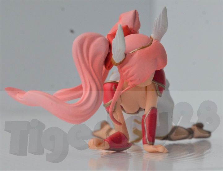 มือสอง-ไม่มีกล่องโมเดลแท้-jp-figure-model-action-super-sonico-queen-of-heart-ความสูงขนาด-5-เซนต์