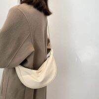 MUJI MUJI Bags 2023 New Bags Womens Simple Niche Nylon Large Capacity One-Shoulder Underarm Dumpling Bag Canvas Messenger Bag