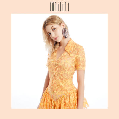 [MILIN] Collared V neckline Open front with button closure Floral short sleeves lace shirt เสื้อเชิ้ตลูกไม้แขนสั้นทรงคอวีมีปกกระดุมปิดที่ด้านหน้า / 41 Summer Splitz Top