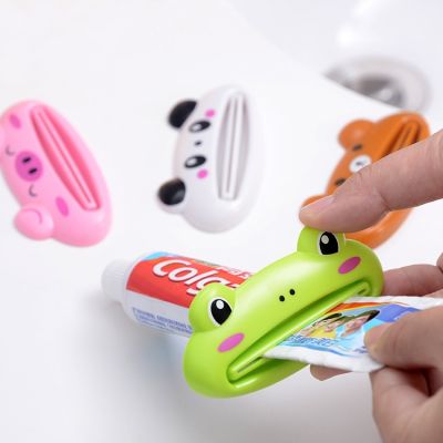 Cute Cartoon Rolling Toothpaste Squeezer Dispenser Facial Cleanser Clips Kid Toothpaste Holder Tube Saver Bathroom Accessories