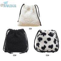 Nare Cod กระเป๋าสะพายไหล่แฟชั่นสําหรับสตรีขนาดมินิสีพื้น Crossbody ทรงคลัทช์